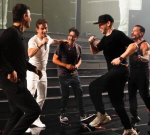 Joey McIntyre Wife, Past Affairs, Net Worth, Family, and Bio - celewifeinfo