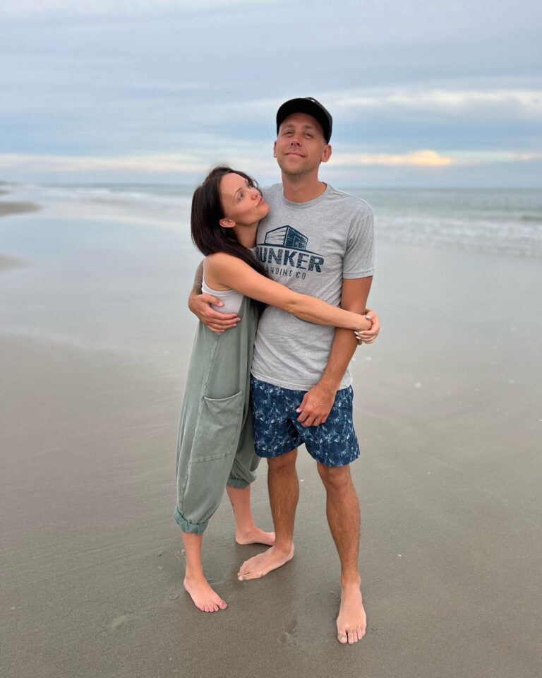 Roman Atwood Wife, Past Affairs, Net Worth, Family and Bio - celewifeinfo